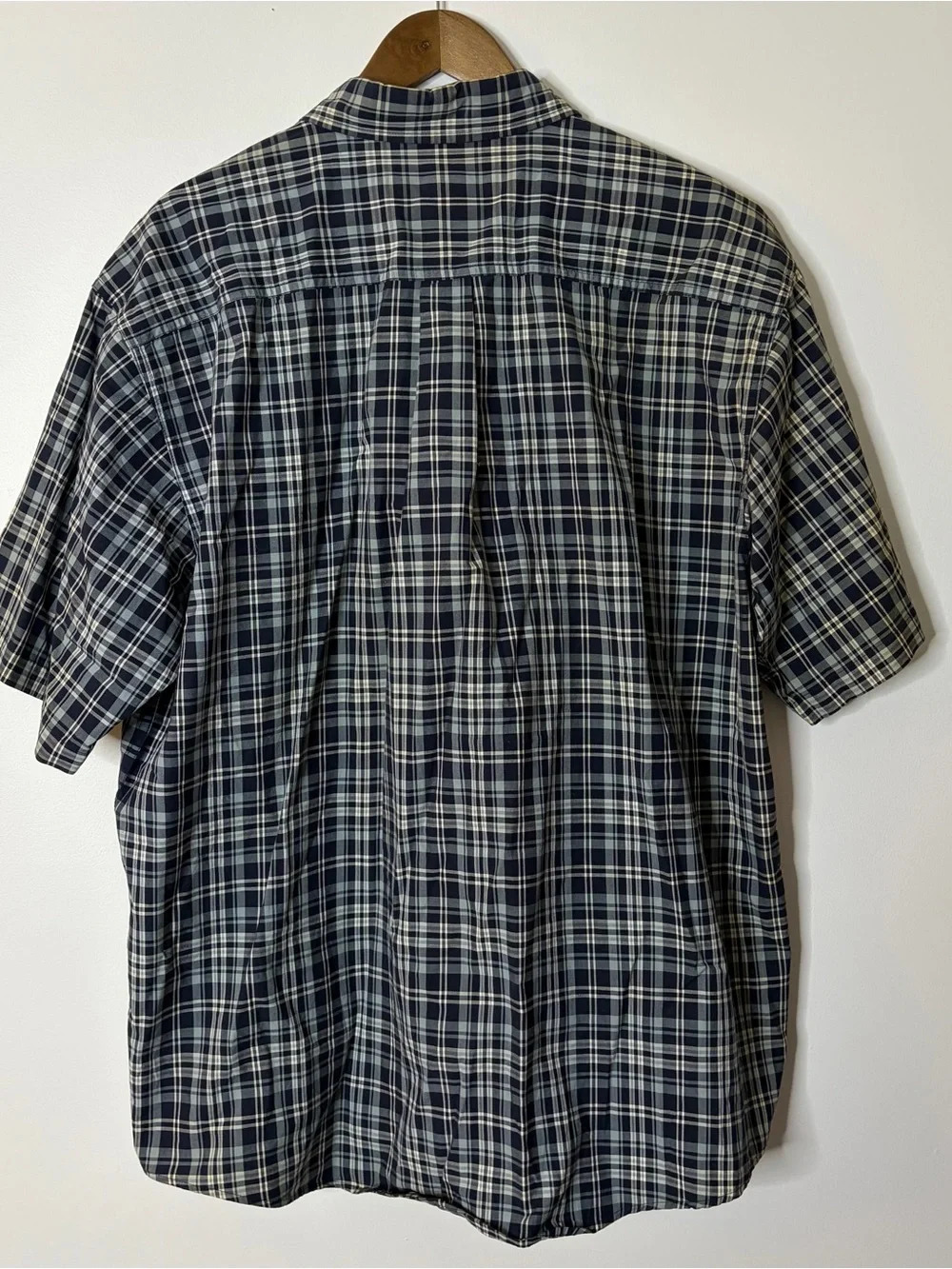 Carhartt Men’s Navy and Cream Plaid Short-Sleeve Button-Up Shirt XL - Picture 2 of 8